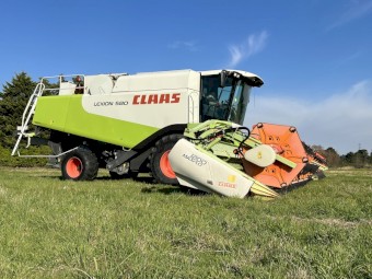 2005 Claas Lexion 580 Header with Claas 1200 Maxflo 40ft Front