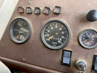 1975 International Acco 1730 A