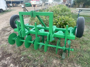 7 Tyne Deep Ripper 2.0m with Coulters and Depth Wheels
