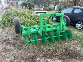 7 Tyne Deep Ripper 2.0m with Coulters and Depth Wheels