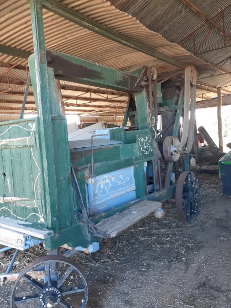 Buncle & Son twin bag chaff cutter