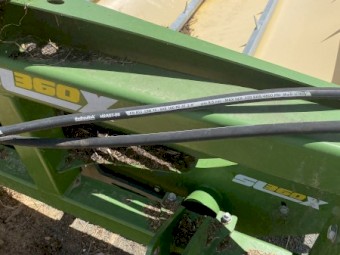 Hustler round bale feeder