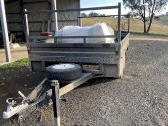 Flat top trailer 
