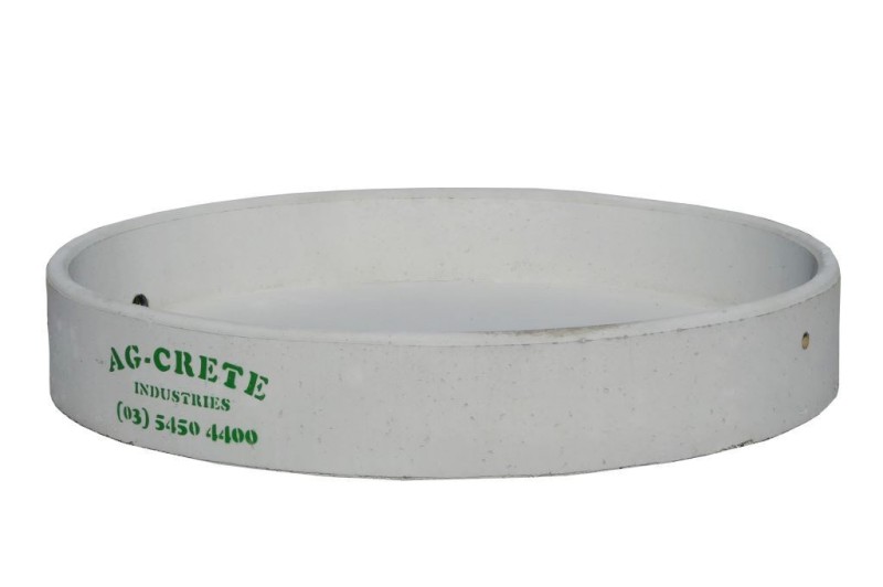 Round 8ft Diameter Water Trough for Sheep, Goats. 1350Lt capacity.