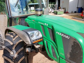 Ferrari Vega 95 tractor 