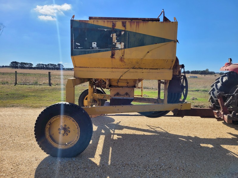 Ryan Air Seeder