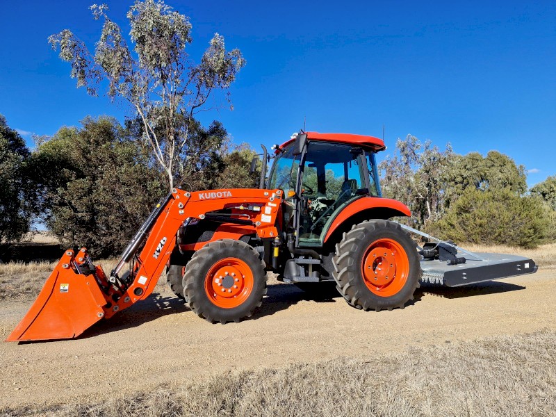 2023 Kubota M6040  Tractor