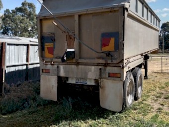 Borcat  tipper 28x5 