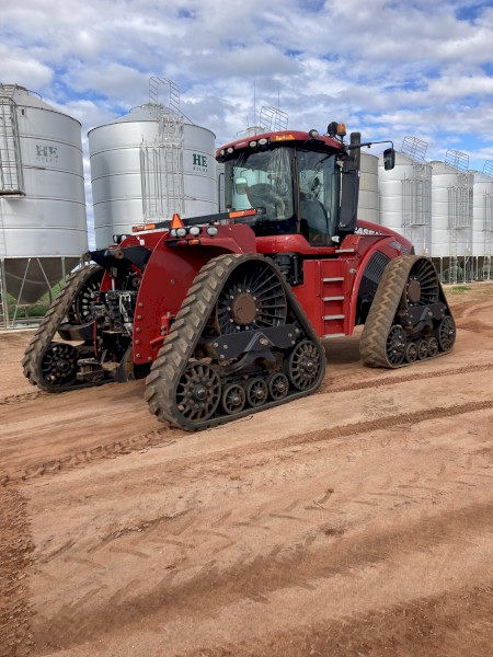 2015 Case IH 450 Rowtrac 