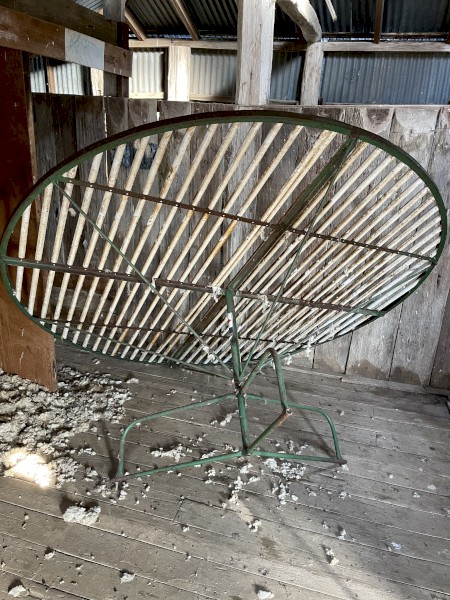 Round Wool Table