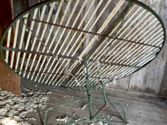 Round Wool Table