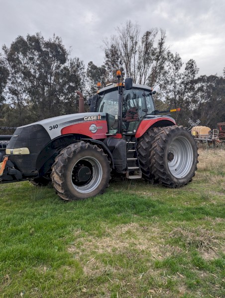 Case IH 340 Magnum 