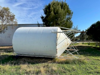6x Seed silos