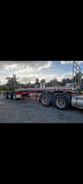 10 Pallet A Trailer