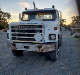 International S-Line Farm Truck