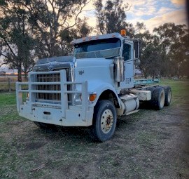 9900 International Eagle