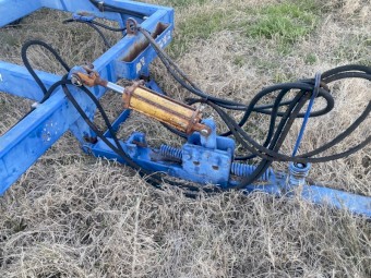 Grizzly 32 plate offset disc plough
