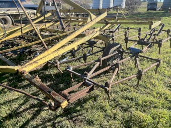 Hydraulic Level lift Harrows 