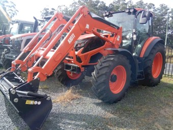 KIOTI HX1401 WITH LOADER 4:1 BUCKET