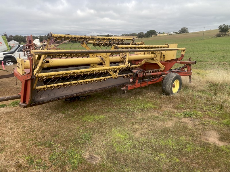 New Holland 495 Haybine Mower Conditioner 