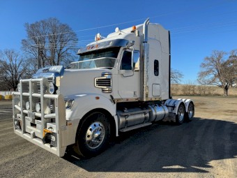 2013 Freightliner Coronado