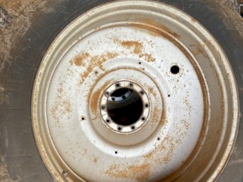 4 X STX/Magnum Rims & 480 Tyres