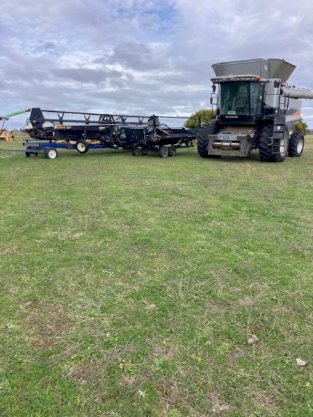 Gleaner A85, 