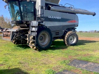 Gleaner A85, 