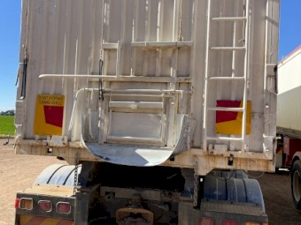 2000 Moore A Trailer Grain Tipper