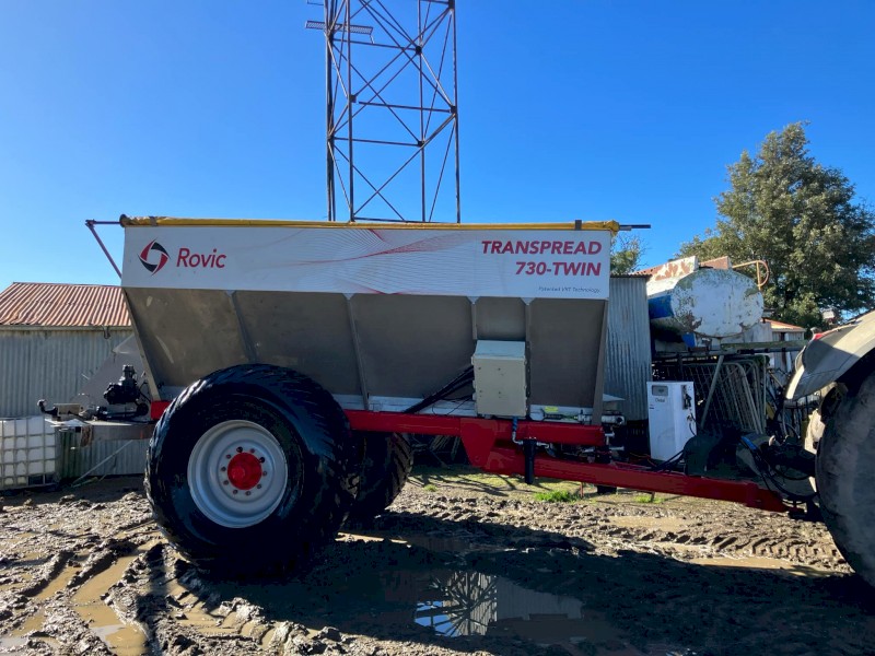 Rovic GSR13 Fertiliser spreader 