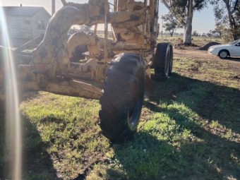 Allis Chalmers grader 12ft blade 