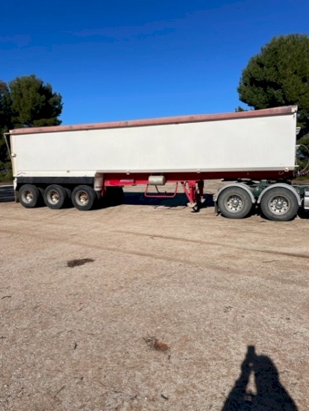 2011 Hamelex White Steel Roadtrain Lead Trailer
