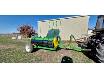 HUSTLER  Chainless 4000 Series iii  Bale Feeder