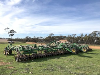 John Deere Airseeder Bar 