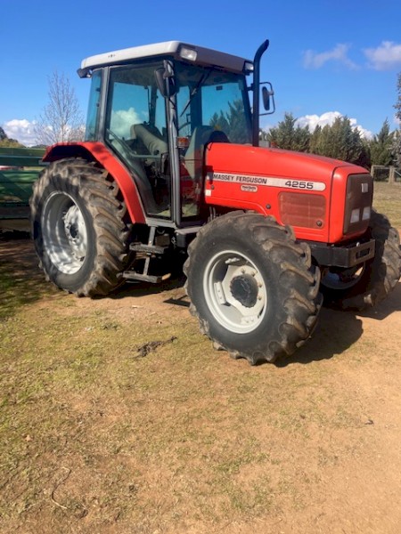 2000 Massey Ferguson 4255 Tractor