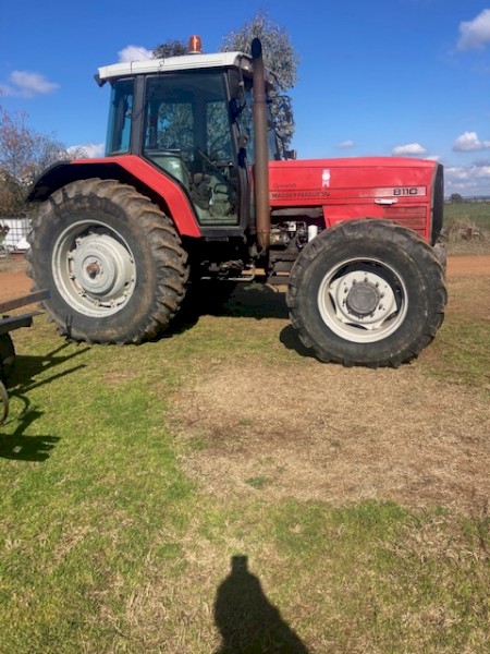 1996 Massey Ferguson 8110 Tractor
