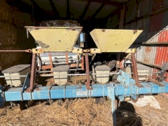 Kinze 8x1m Row Disc Planter
