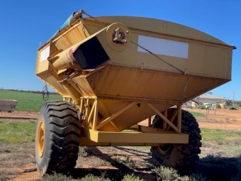 Farm Store Chaser Bin