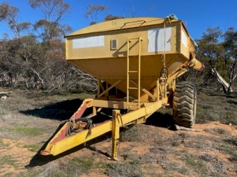 Farm Store Chaser Bin