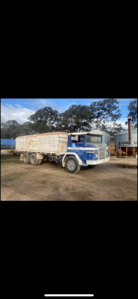 International Acco Tipper