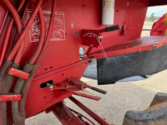 Case IH 1680 Header with 30' Front