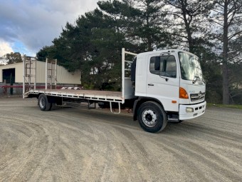 2006 Hino GH1J 4x2 Tray Truck with Ramps