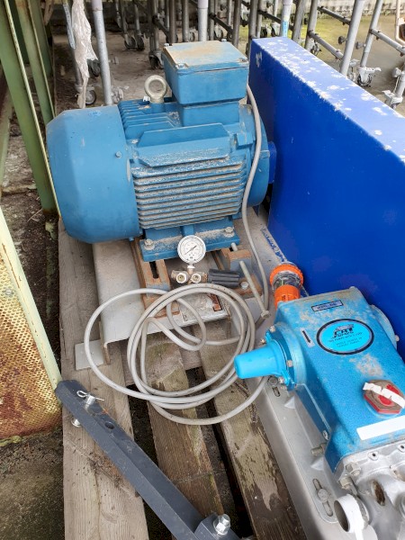 Pump with Motor
