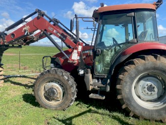 2008 Case IH JX90 Tractor and Challenge Loader
