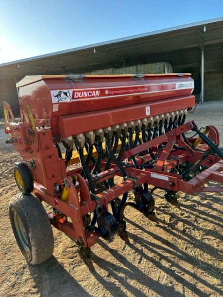 2015 Duncan Eco Seeder (18 run)