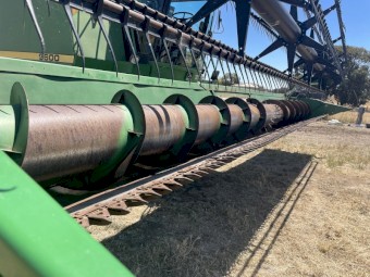 930R John Deere front 