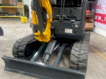 MXG Excavator SE27U（2700KG） Yanmar 3TNV80F Diesel Engine, zero-tail swing and boom swing functions,mini excavator
