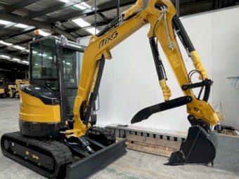 MXG Excavator SE28U（2800KG）Yanmar 3TNV80F Diesel Engine, zero-tail swing and boom swing functions mini excavator
