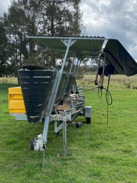 2020 Perkinz Three (3) Stand Crutching Trailer (Very Good Condition)