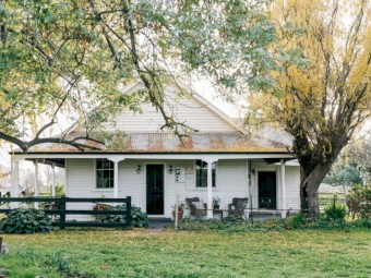 WANTED: Small farm house to rent - Echunga/Hahndorf (Anywhere within 1 hr of Adelaide area)
